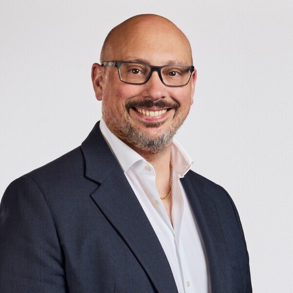 Alex Schultz, CMO & VP of Analytics, Meta